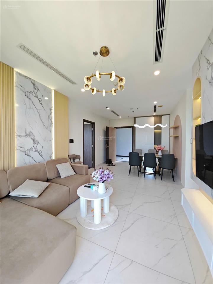 Cho thuê 3pn2wc full nội thất  the beverly  view công viên