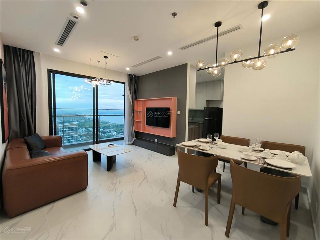 Hot! 2pn the beverly  nội thất full, giá bán 4,5 tỷ
