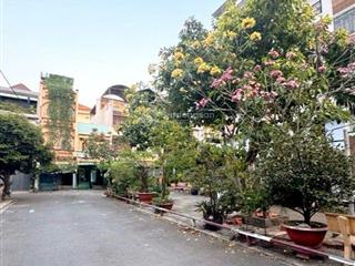 Bán nhà ở tân hòa đông, 7,3 tỷ, 4m x 17,5m, cn 70m2, 3pn, 2wc, hẻm xe hơi 7m, kế bên có công viên