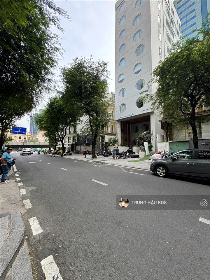 Bán khách sạn 3 sao mt lý tự trọng quận 1  dt 11 x 23m  hầm  10tầng  hđt 900 triệu  giá 250 tỷ