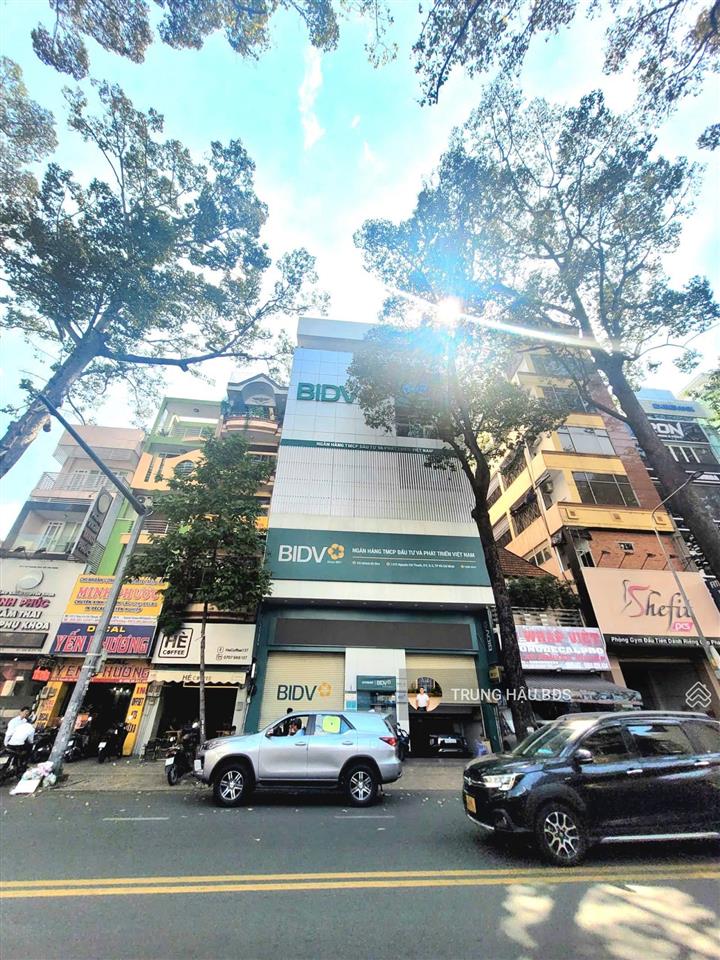 Bán toà nhà mt nguyễn chí thanh quận 5  dt 12 x 22m  hầm  7 tầng  hđt 400 triệu  giá 100 tỷ