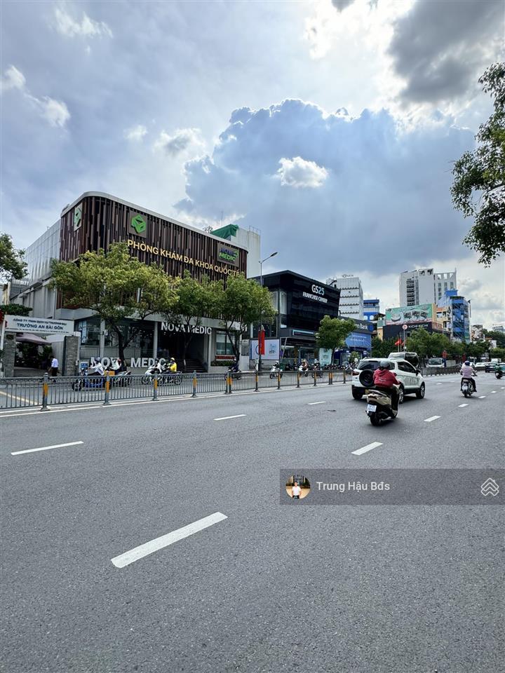 Bán nhà mt trường sơn p. 2 tb  dt 14 x 37m  cn 450m2  gpxd 2 hầm  12 tầng  giá 115 tỷ