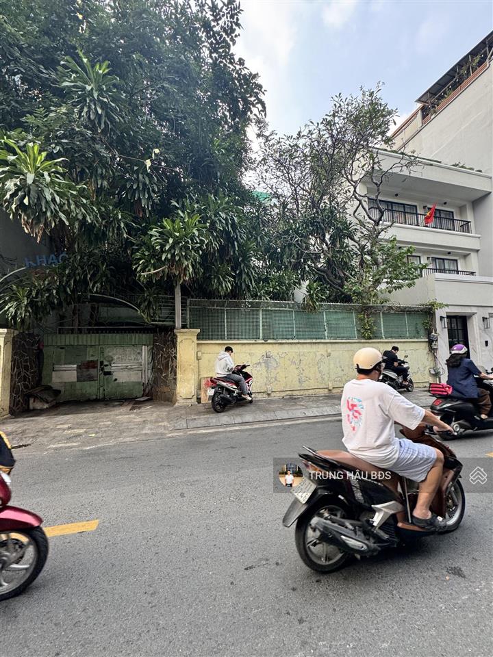 Độc quyền bán nhà mt nguyễn văn thủ quận 1  dt 14 x 26m  cn 364m2  ctxd 10 tầng  giá 135 tỷ