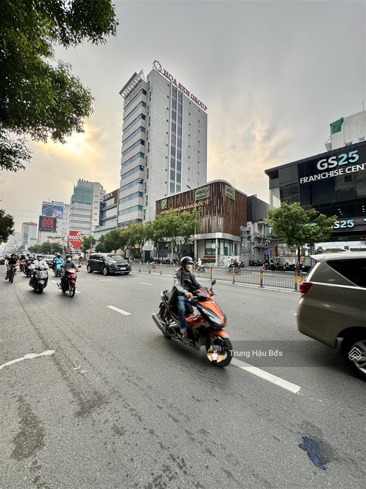 Bán nhà mt trường sơn p. 2 tb  dt 14 x 37m  cn 450m2  gpxd 2 hầm  12 tầng  giá 115 tỷ