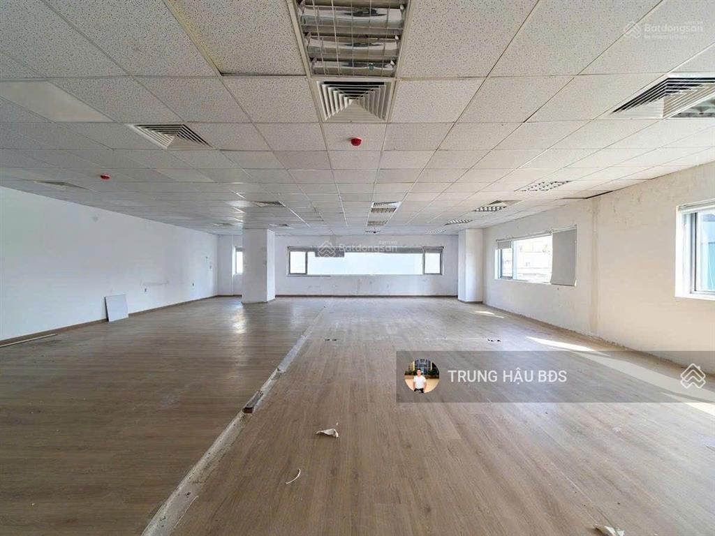 Bán toà nhà mt phan đăng lưu bt  dt 16 x 39m  cn 3.300m2  hầm  9 tầng  hđt 820 triệu  250 tỷ