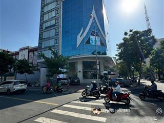 Bán toà nhà 3.000m2 sàn  ngan 15m  góc 2mt nguyễn trãi q.1  2 hầm  10 tầng  hđt 1 tỷ  440 tỷ