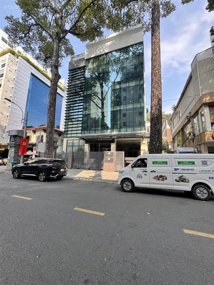 Bán toà nhà mt sương nguyệt ánh quận 1  dt 10 x 40m  cn 400m2  xd 1 hầm  7 tầng  giá 300 tỷ