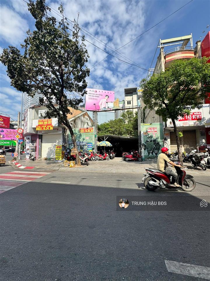 Siêu vị trí mt lý tự trọng quận 1. dt 12 x 20m  công nhận 247m2  ctxd 12 tầng  giá 150 tỷ