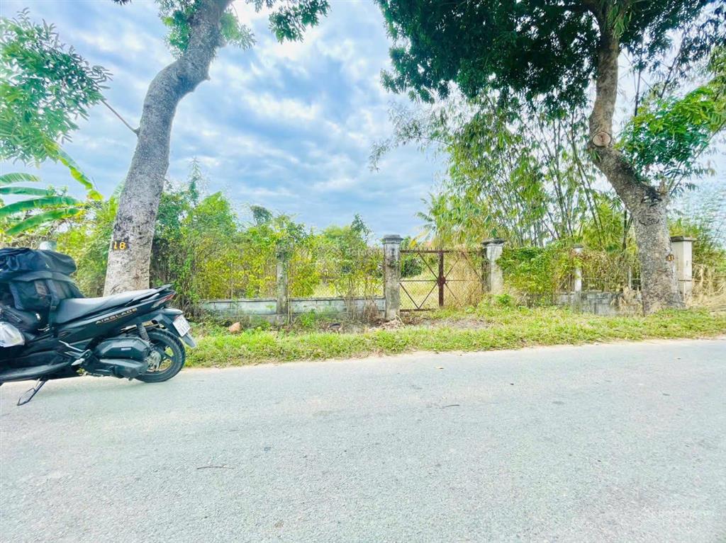 Cắt lỗ 600 triệu bán đất đường lớn tỉnh lộ 7 diện tích 500m thổ cư/ gần chợ, trường học/ giá 2,9 tỷ