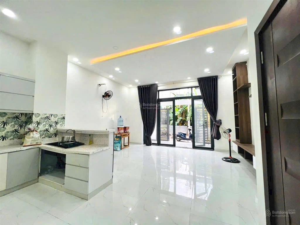 Chủ cắt lỗ 500 triệu bán gấp nhà 3 tầng đ. nguyễn duy trinh, gần chợ long trường/ giá ngộp 4 tỷ xíu
