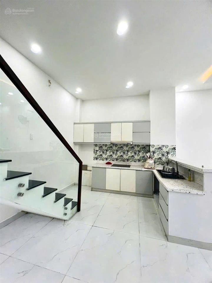 Chủ đi nước ngoài bán gấp nhà 3 tầng/ đ. nguyễn duy trinh, gần chợ long trường/ giá rẻ chỉ 4,5 tỷ