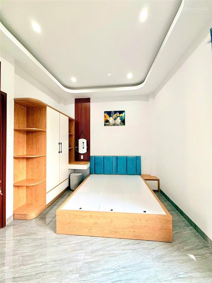 Cắt lỗ 500 triệu bán nhà mới 4 tầng full nội thất/ đ. lã xuân oai gần chợ, trường/ giá nhỉnh 6 tỷ