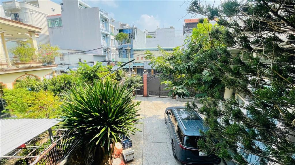 Chủ gởi bán căn nhà 4 tầng và 1 kho với dt đất 552m2 xây dựng kiên cố, đ. trường chinh/ giá 75,9 tỷ