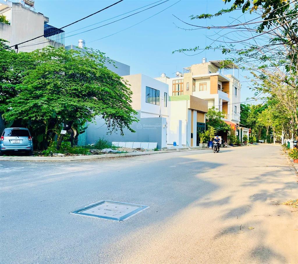 Chủ xây tâm huyết căn nhà 4 tầng kiên cố đường nguyễn duy trinh gần chợ long trường/ giá nhỉnh 5 tỷ