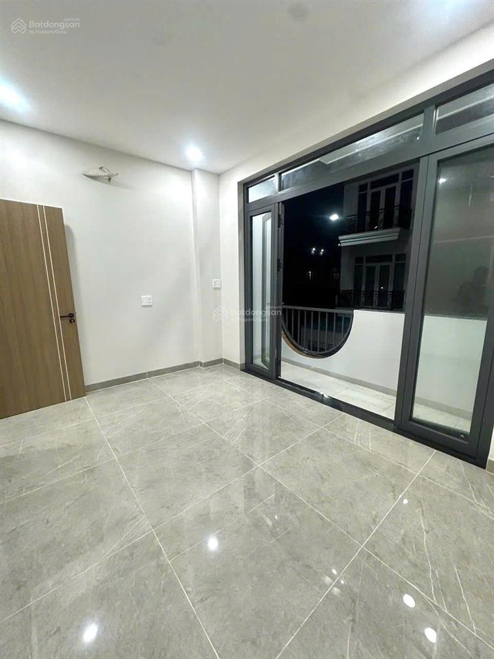 Chủ xây tâm huyết căn nhà 4 tầng kiên cố đường nguyễn duy trinh gần chợ long trường/ giá nhỉnh 5 tỷ