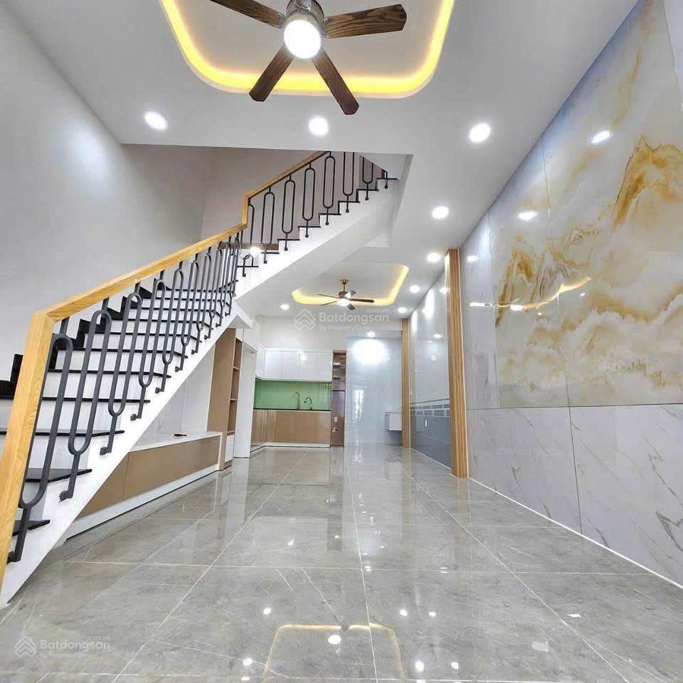 Chủ xây tâm huyết căn nhà 4 tầng kiên cố đường nguyễn duy trinh gần chợ long trường/ giá nhỉnh 5 tỷ