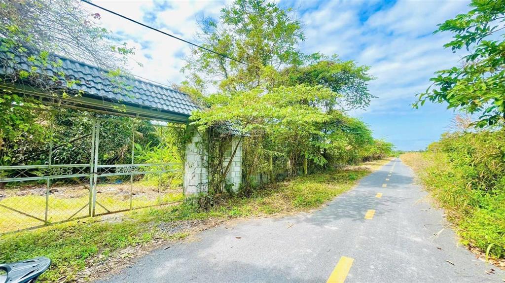 Chính chủ bán 10.500m2 đất đường nhựa, mặt tiền được 180m ngang đường tỉnh lộ 7/ giá rẻ 2 triệu/m2