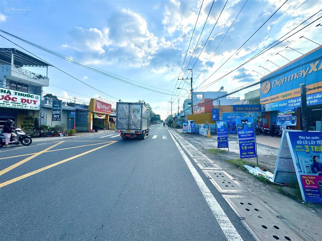 Chính chủ bán 10.500m2 đất đường nhựa, mặt tiền được 180m ngang đường tỉnh lộ 7/ giá rẻ 2 triệu/m2