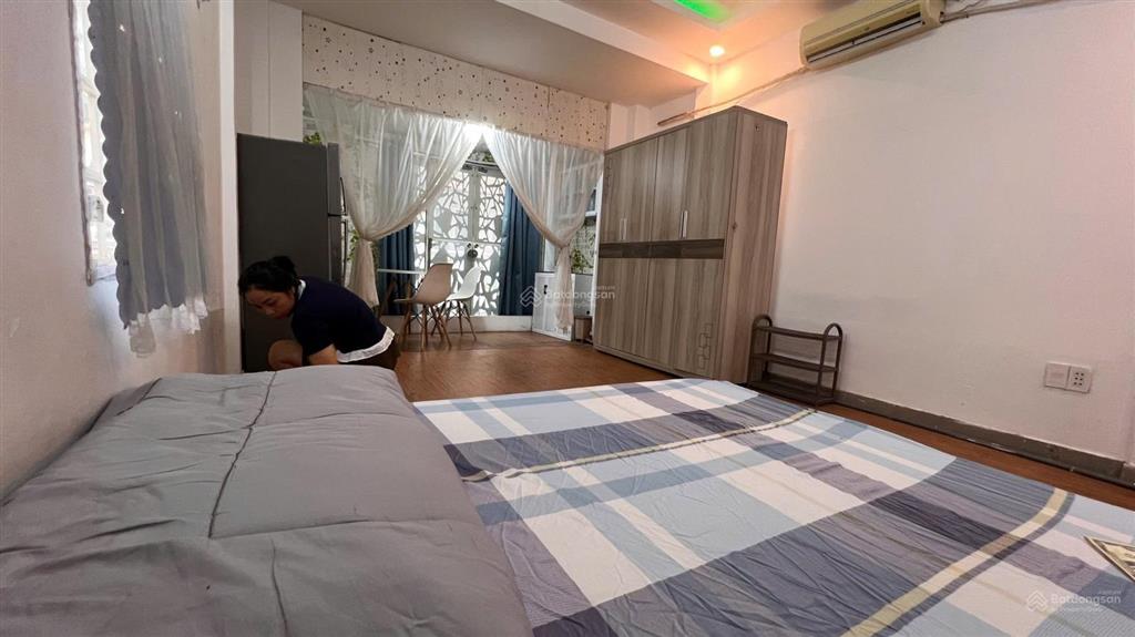 Căn hộ siêu rộng trung tâm tphcm  full nội thất  trần hưng đạo  quận 1  đối diện công an tphcm