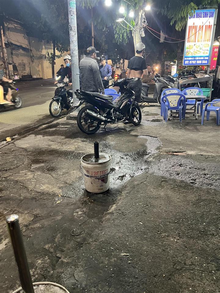 Bán nhà mặt phố 873a hương lộ 2, 170m2 có 115 thổ cư, giảm kịch sàn còn 10,7 tỷ