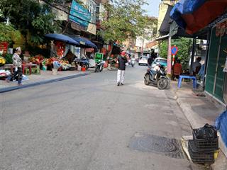 Tập thể nam đồng, lô góc, 75m2 (41m2 sổ đỏ), 3 ngủ, 4. x tỷ