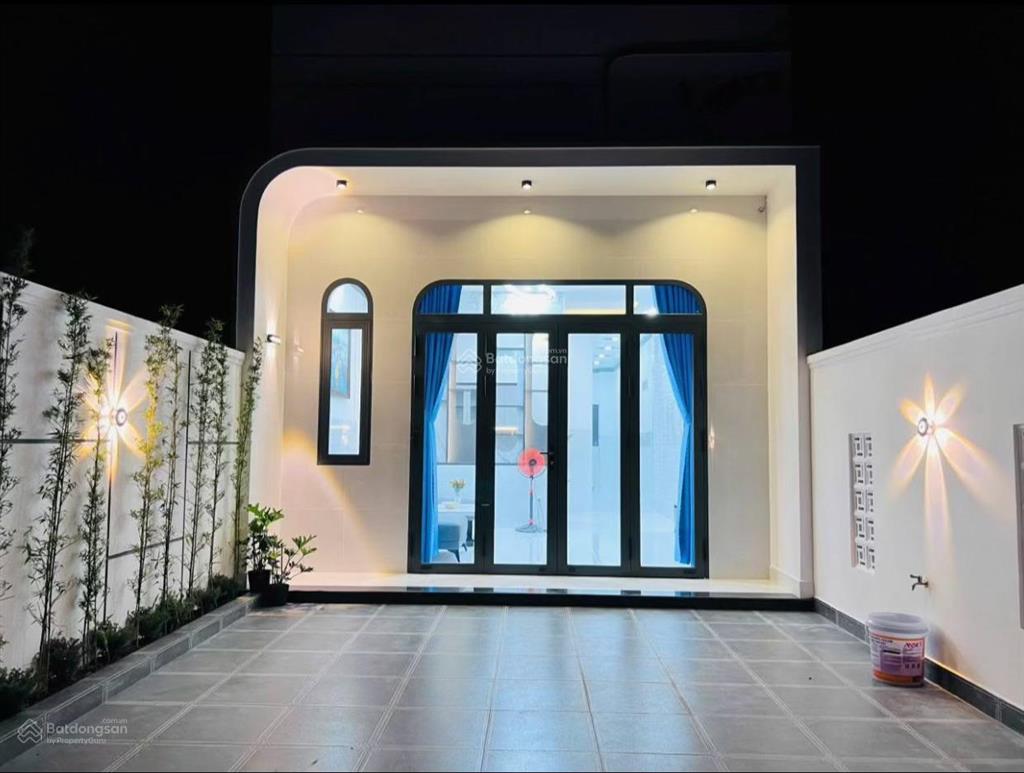 Chính chủ ký gửi bán gấp căn nhà ở phường 7 quận 8 , đường ô tô , tặng full nội thất để về quê