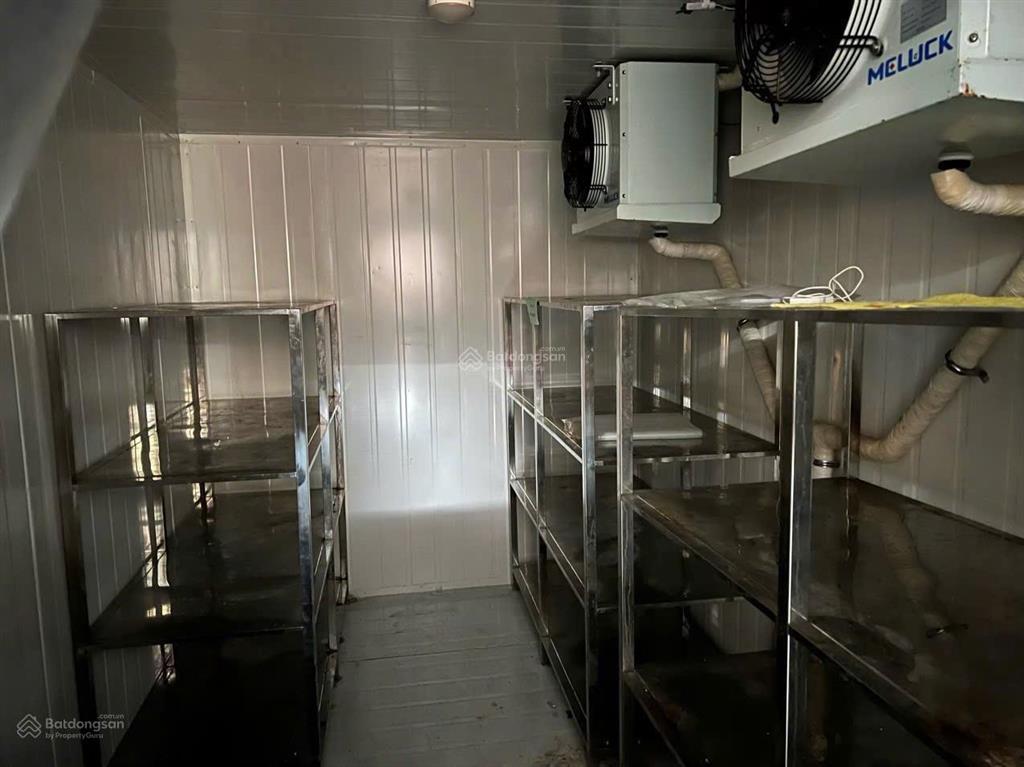 Kho xưởng bãi 1.100m2 có văn phòng và có pccc, mặt tiền đường võ văn kiệt, lộ container