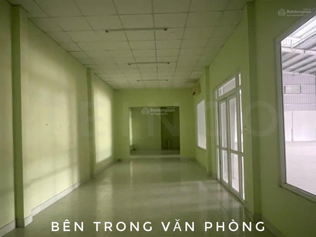 Kho xưởng 1.200 m² có pccc, mặt tiền đường quốc lộ 61c, lộ container