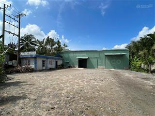 Kho xưởng bãi 2.000 m² kho xây dựng 1.200 m² có trạm điện 3 pha, mặt tiền đường quốc lộ 1a