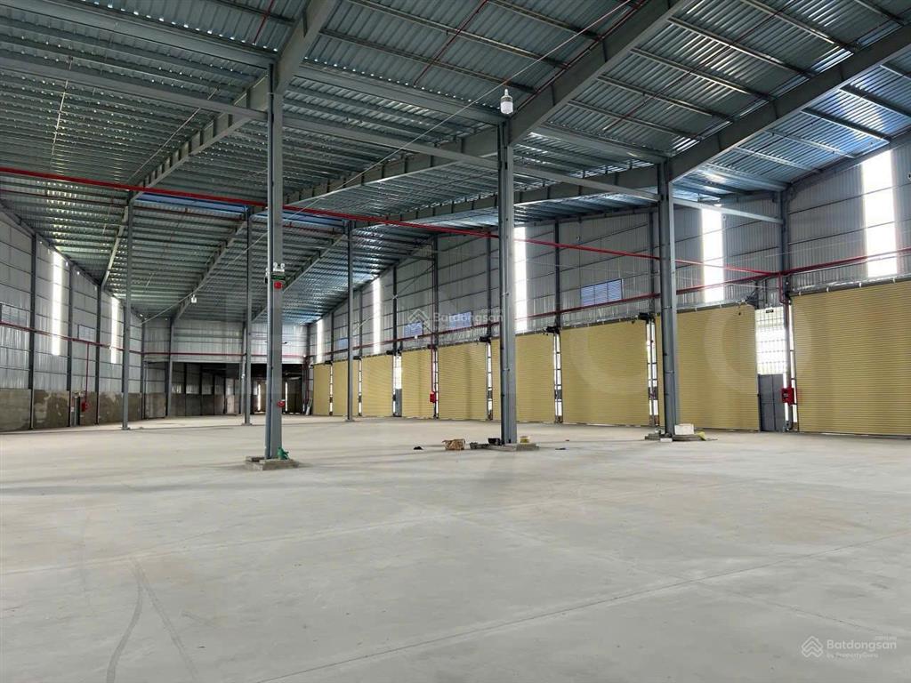 Kho xưởng bãi 4000m2 có pccc tự động và điện 3 pha, mặt tiền đường quốc lộ 61c, lộ container
