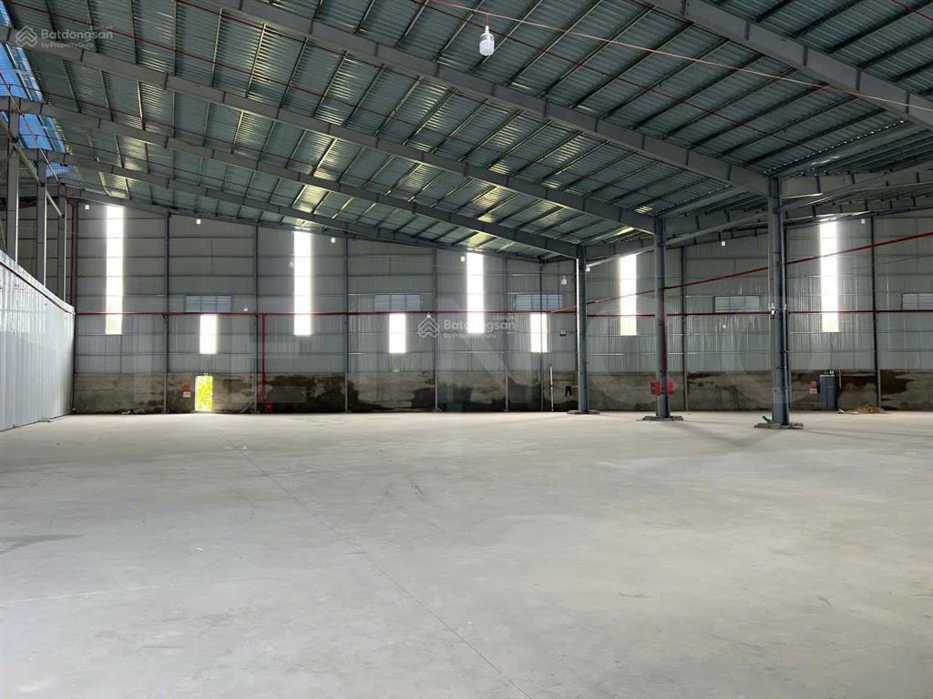 Kho xưởng bãi 4000m2 có pccc tự động và điện 3 pha, mặt tiền đường quốc lộ 61c, lộ container