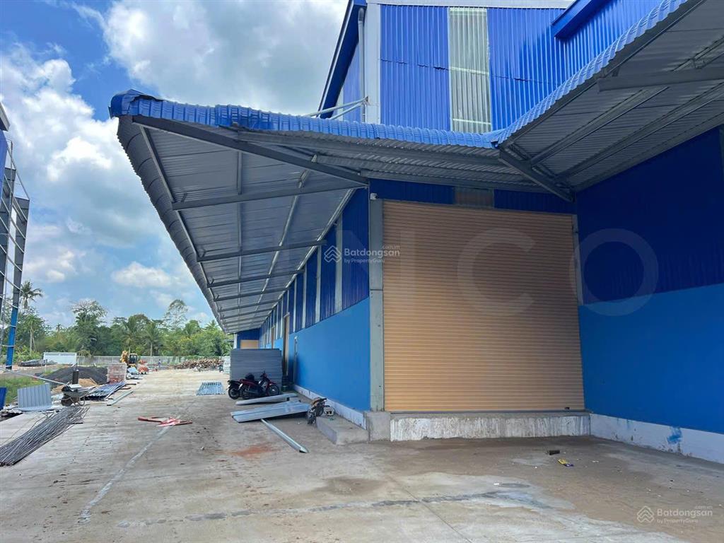 Bán kho xưởng bãi đất 20.380 m² diện tích kho xây dựng 9.200 m² mặt tiền đường quốc lộ 61c