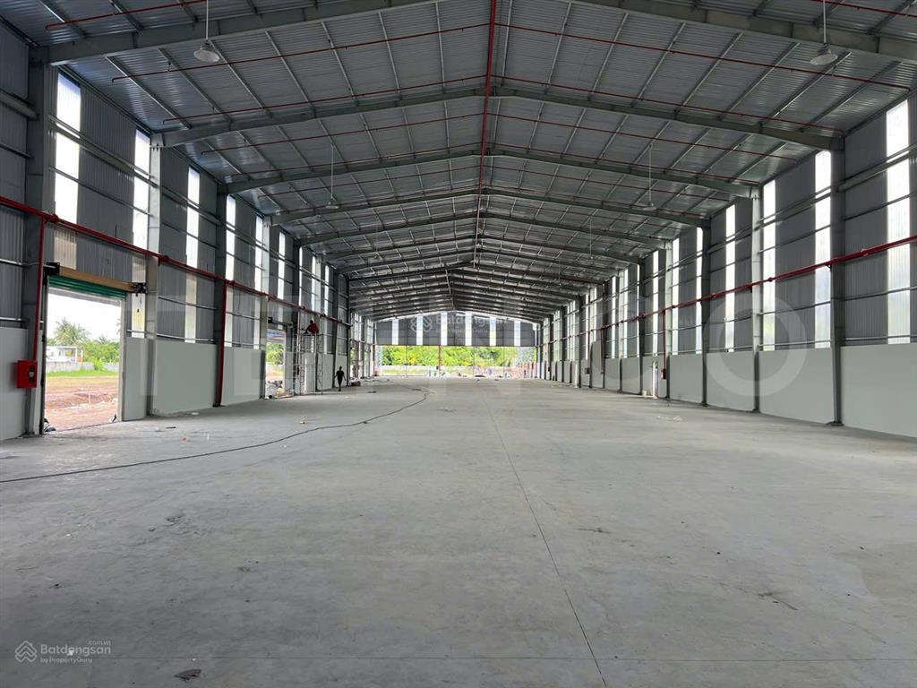 Bán kho xưởng bãi đất 20.380 m² diện tích kho xây dựng 9.200 m² mặt tiền đường quốc lộ 61c
