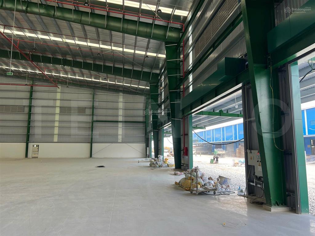 Kho xưởng 5.000 m² trong khu công nghiệp cần thơ, có pccc tự động, điện 3 pha, có nhiều cửa dock