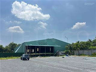 Kho xưởng 1.800 m² có pccc tự động và điện 3 pha, trong cụm kho đường quốc lộ 1a, lộ container