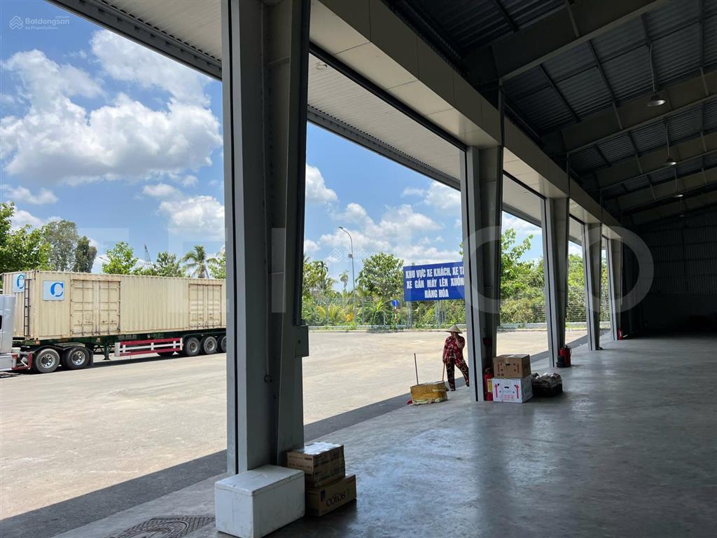 Kho xưởng 924 m² có pccc và điện 3 pha, trong bến xe mới cần thơ, đường quốc lộ 1a, đất skc