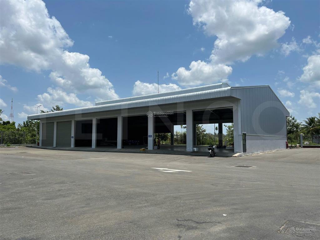 Kho xưởng 924 m² có pccc và điện 3 pha, trong bến xe mới cần thơ, đường quốc lộ 1a, đất skc