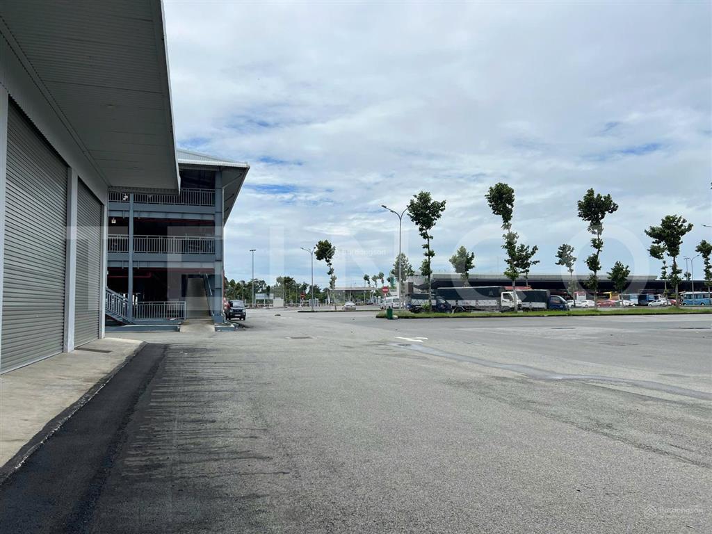 Kho xưởng 924 m² có pccc và điện 3 pha, trong bến xe mới cần thơ, đường quốc lộ 1a, đất skc