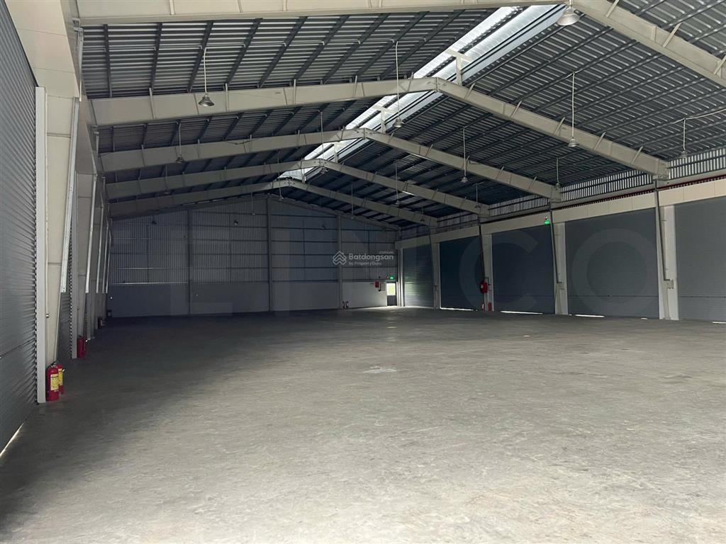 Kho xưởng 924 m² có pccc và điện 3 pha, trong bến xe mới cần thơ, đường quốc lộ 1a, đất skc