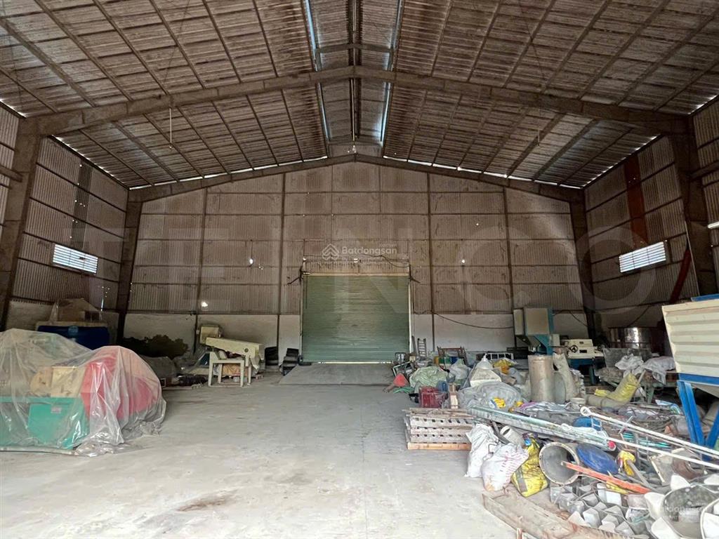 Kho xưởng 600 m² có trạm điện 3 pha, đường quốc lộ 91, lộ container