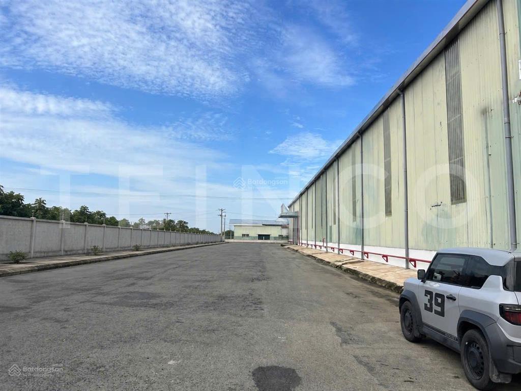 Kho xưởng bãi 7.220 m² kho xây dựng 3.920 m² bãi rộng 3.300 m², có pccc và điện 3 pha, kcn trà nóc