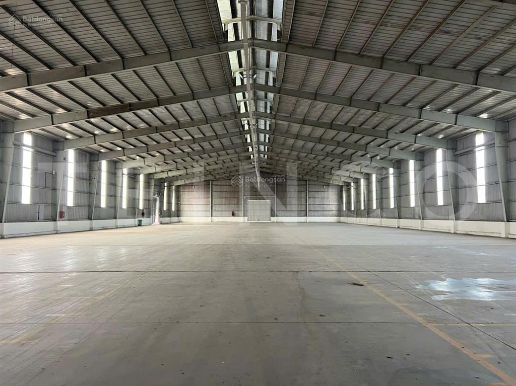 Kho xưởng bãi 7.220 m² kho xây dựng 3.920 m² bãi rộng 3.300 m², có pccc và điện 3 pha, kcn trà nóc