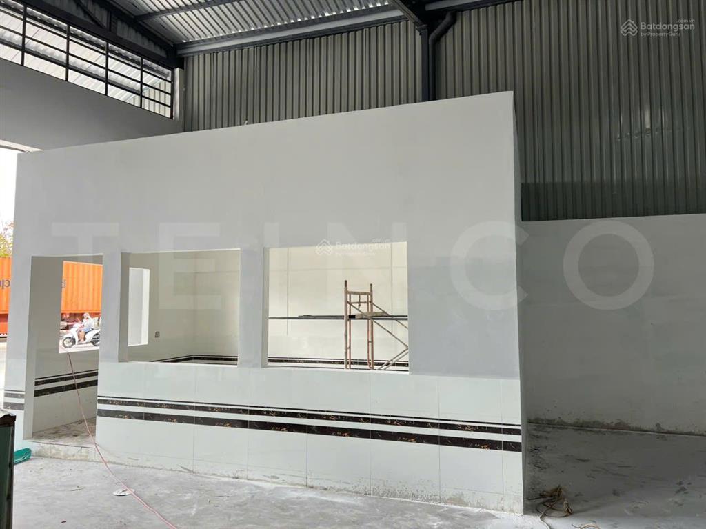 Kho xưởng bãi 850 m² kho xây dựng 700 m² mặt tiền đường quốc lộ 91b (nguyễn văn linh), container