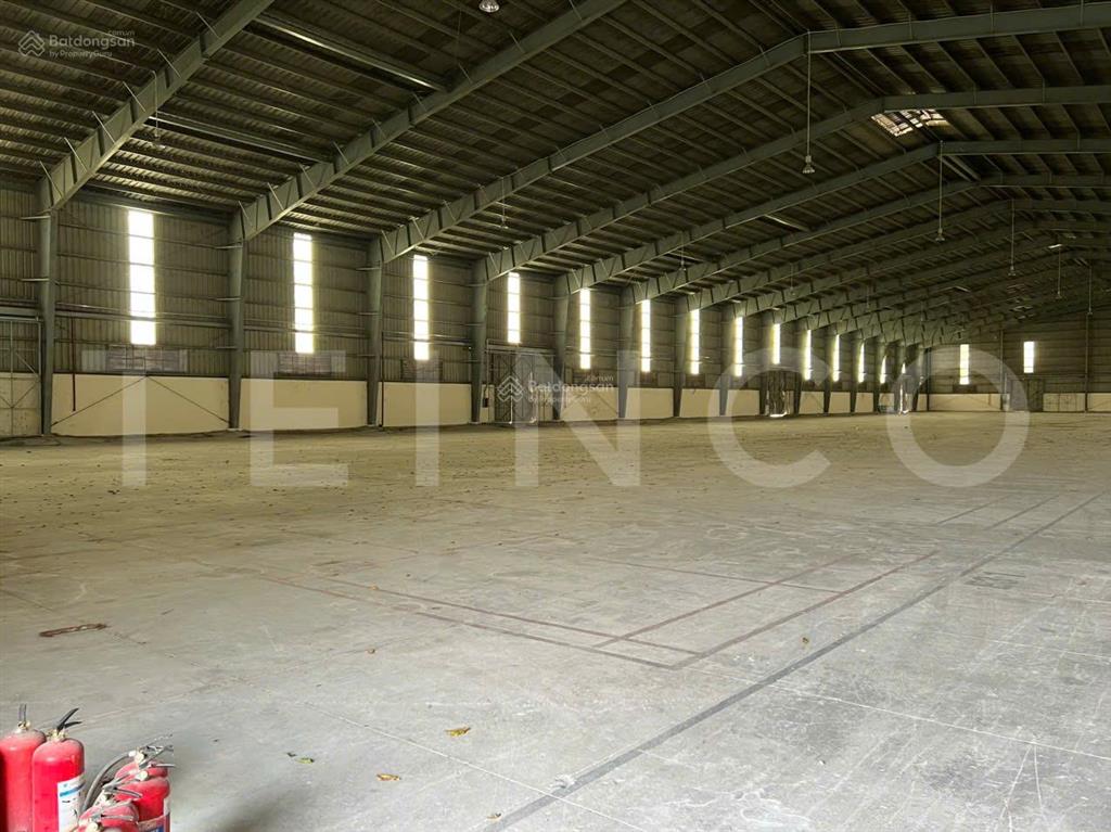Kho xưởng 6.700 m2 có pccc và trạm điện 3 pha, đường quốc lộ 91, lộ container, có cầu cảng bến thuỷ