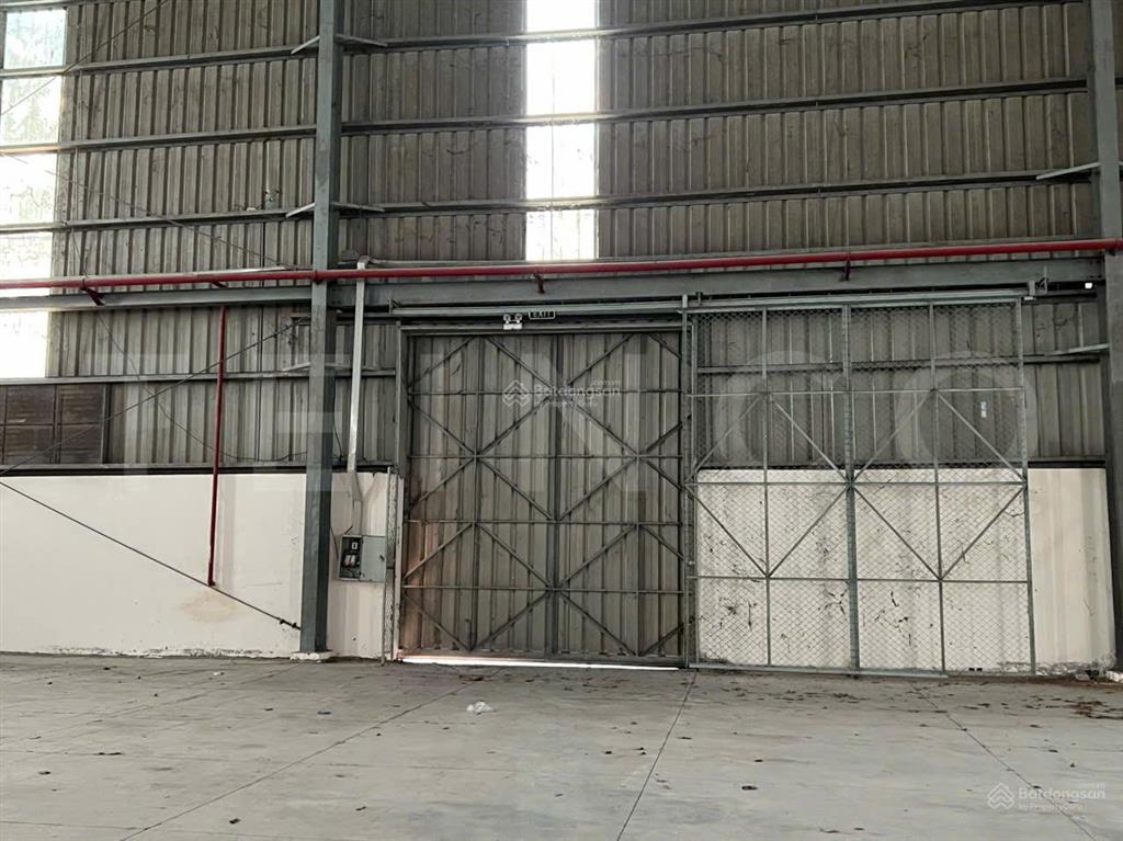 Kho xưởng 6.700 m2 có pccc và trạm điện 3 pha, đường quốc lộ 91, lộ container, có cầu cảng bến thuỷ