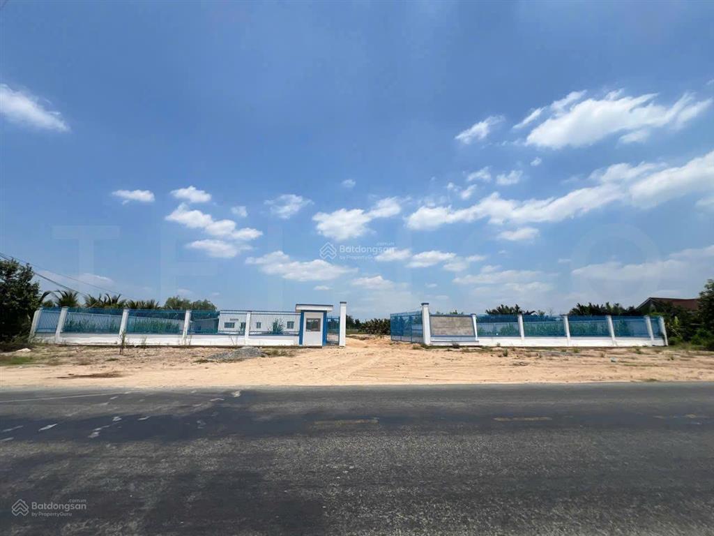Bán 16.000 m² đất có mặt tiền giáp sông 2.000 tấn và lộ container, mặt tiền đường tỉnh dt 927c
