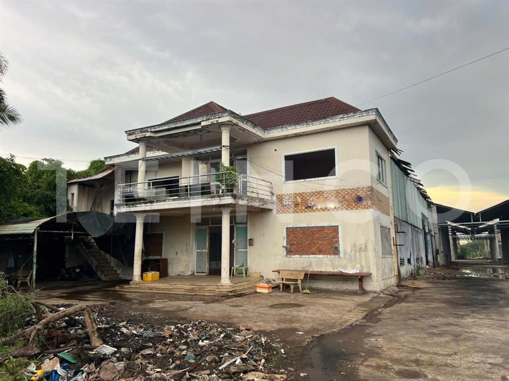 Kho xưởng bãi, văn phòng và khuôn viên 7.000 m² đường quốc lộ 91, lộ container