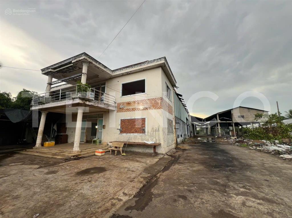 Kho xưởng bãi, văn phòng và khuôn viên 7.000 m² đường quốc lộ 91, lộ container