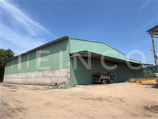 Kho xưởng 830 m² có điện 3 pha, trong cụm kho đường quốc lộ 1a, lộ container