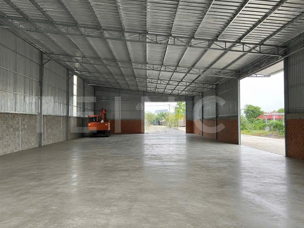 Kho xưởng 700m² có sân bãi rộng, kho nội bộ đường quốc lộ 91 gần trạm thu phí ô môn, lộ container